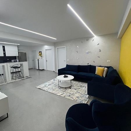 Mon Prive Apartment Tirana Bagian luar foto