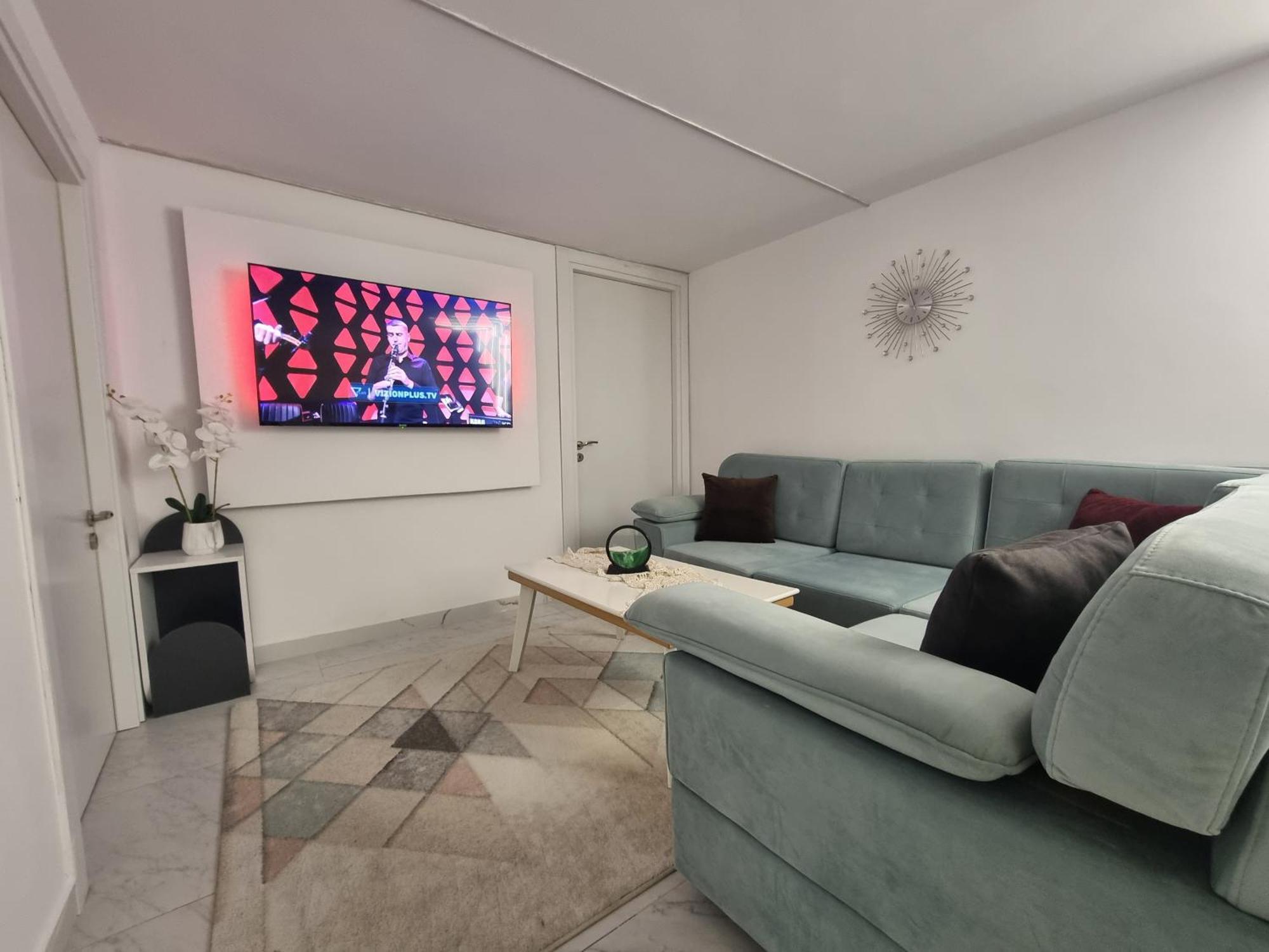 Mon Prive Apartment Tirana Bagian luar foto